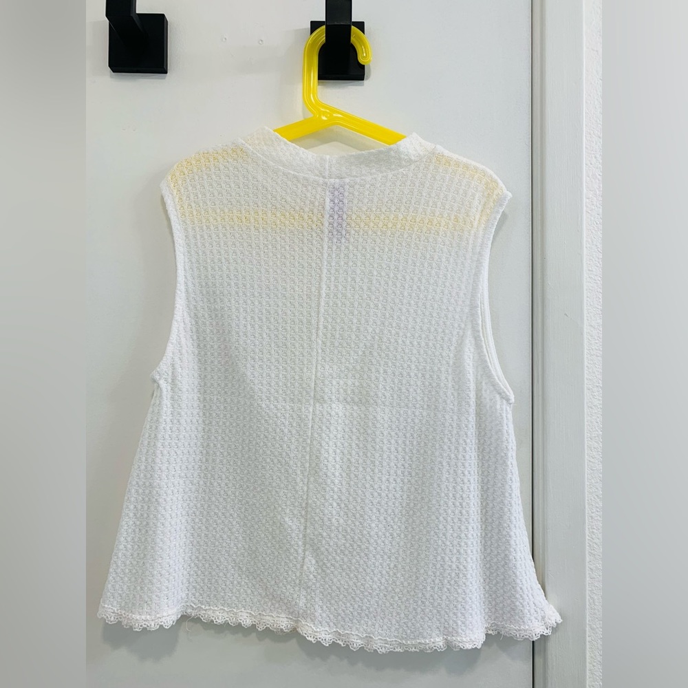 Francesca’s high neck tank top (size M) - Picture 3 of 3
